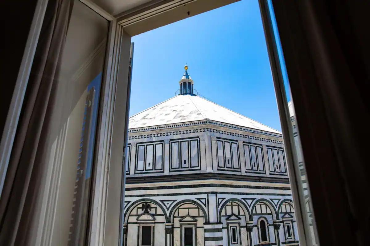 Apartamento Serene Gem In Front Of Duomo *
